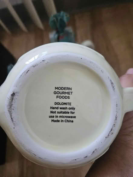 Photo of free Llama Mugs (Fair Oaks and Wolfe) #3