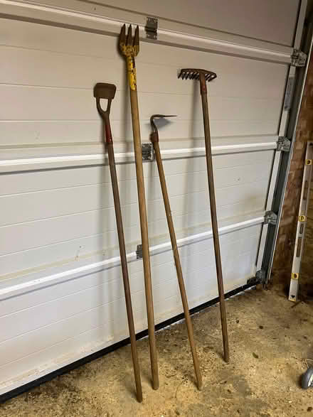 Photo of free 4 Vintage Long-Handled Garden Tools (SG18) #1