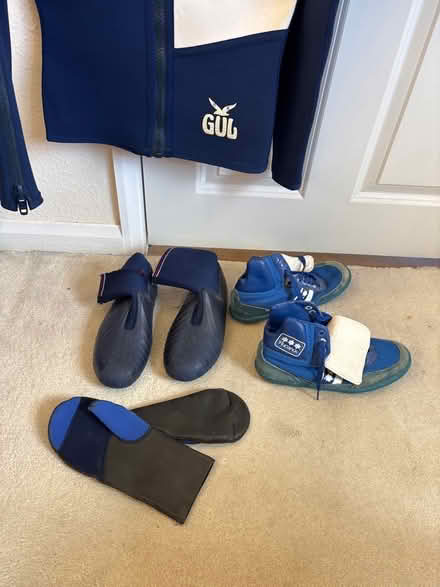 Photo of free wet suit (Thames Ditton KT7) #4