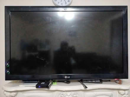 Photo of free Non smart television 40inch (SE14 6HT) #1