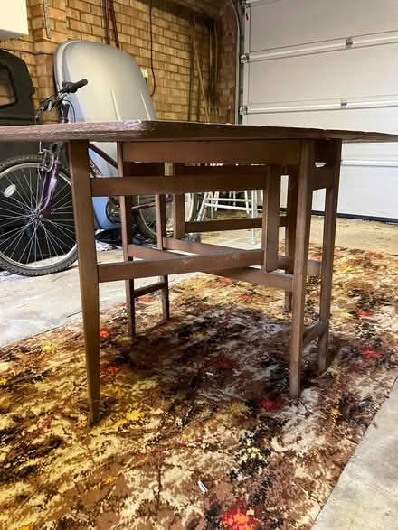 Photo of free Gateleg drop-leaf dining table (SG18) #4