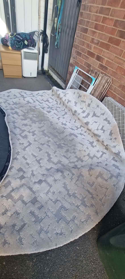 Photo of free Large round heavy weight rug (Holbrooks CV6) #2