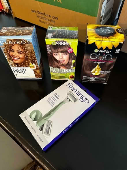Photo of free 3 new hair dyes, 1 freestyle razor (Greenville Loop area) #1