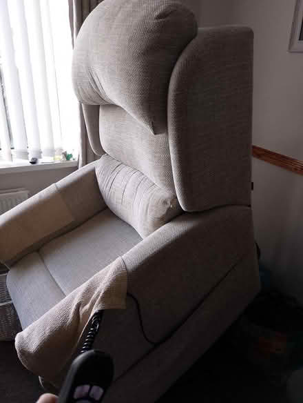Photo of free Electric power lift reclining chair (Sa12 7th) #3