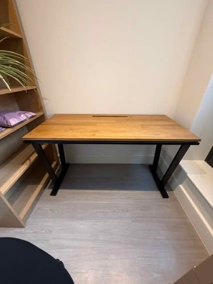 Photo of free Office Desk (UB55AW) #3