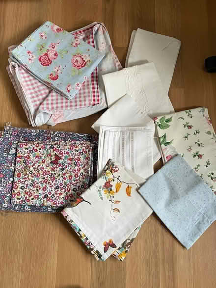 Photo of free Bed Linen & Tablecloth & Hand Towel (North Ascot SL5) #1