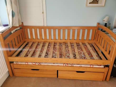 Photo of free Single bed +storage and trundle bed (High wycombe HP11) #1