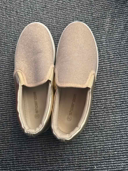 Photo of free Shoes (DA2) #1