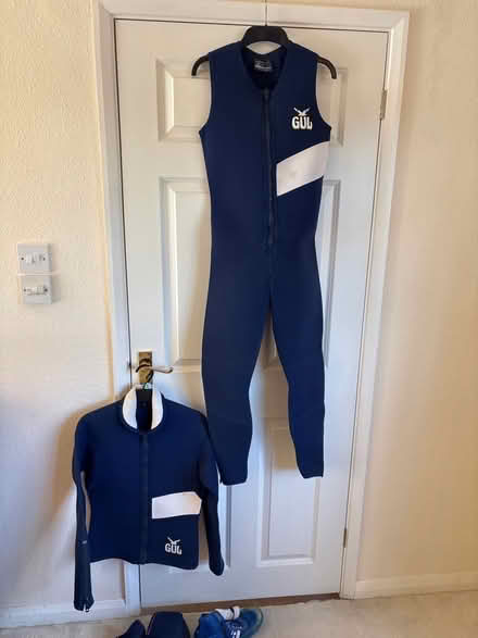 Photo of free wet suit (Thames Ditton KT7) #1