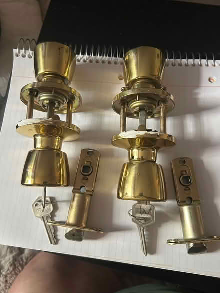 Photo of free Turn knobs with keys (East Deltona) #1