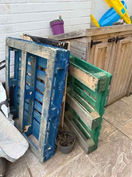 Photo of free Pallets (Colwyn) #1