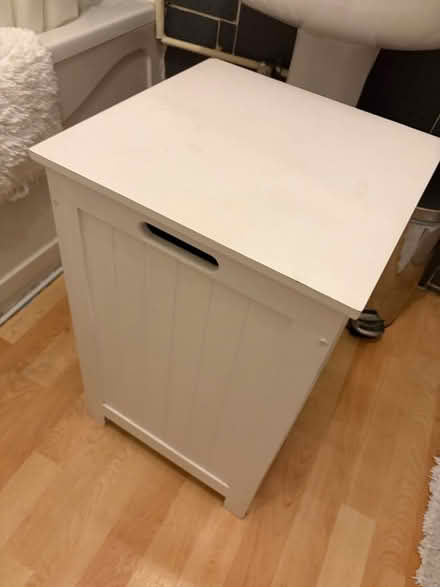 Photo of free White wooden box (Aspley NG8) #2