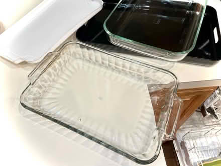 Photo of free Serving tray,Pyrex casserole dishes (South Evanston) #2