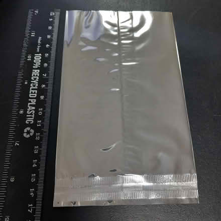 Photo of free 1000 small foil bags NEW (Watford WD24) #2