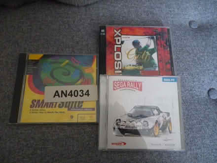 Photo of free 3 Computer CDs (Ware SG12) #1