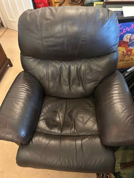 Photo of free Black leather single chair (Malvern Wells WR14) #1