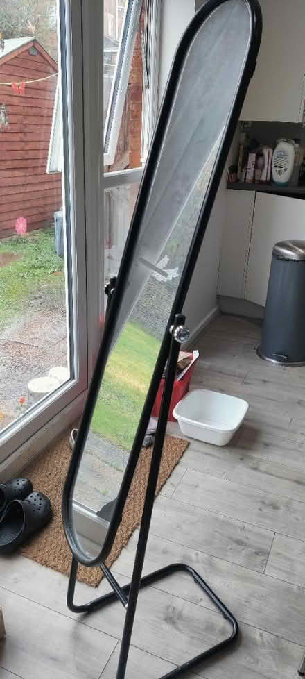 Photo of free Standing mirror (WN6) #2