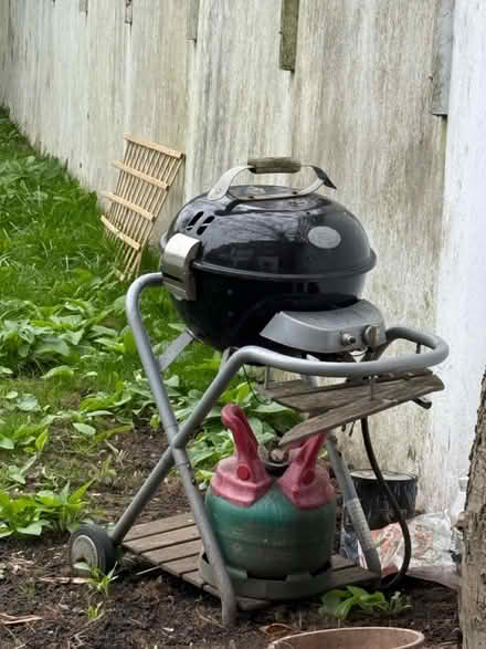 Photo of free BBQ grill (W6) #1