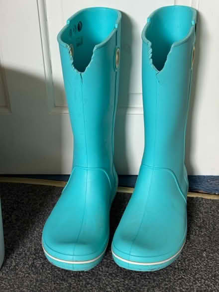 Photo of free “Sawn off” croc wellies (Leyland PR25) #1