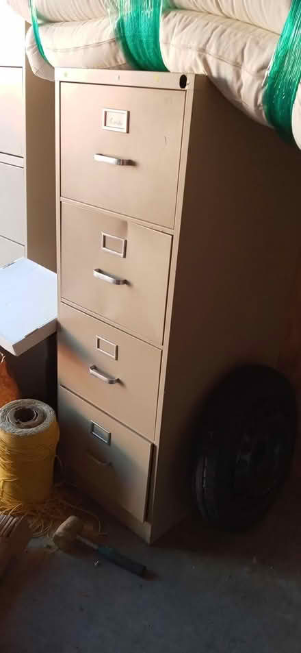 Photo of free 4 Drawer Metal File Cabinet (Tarpon Sprgs US 19 @Klosterman) #1