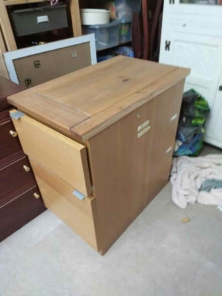 Photo of free Side cabinet (Prestatyn LL19) #4