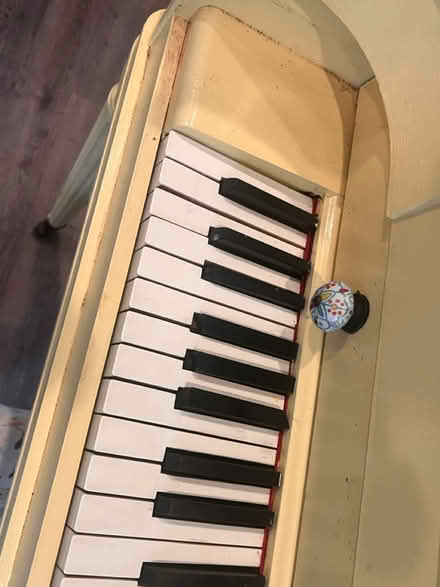 Photo of free Funk Piano (Alexandria near the Seminary) #2