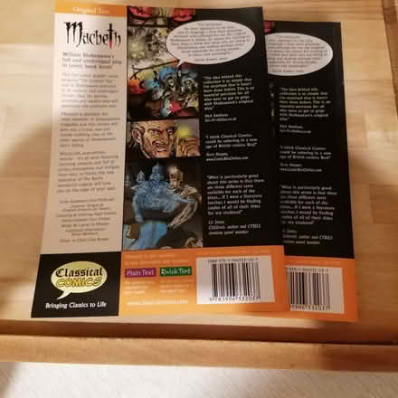 Photo of free Macbeth - The Graphic Novel (Hollybush NP44) #2