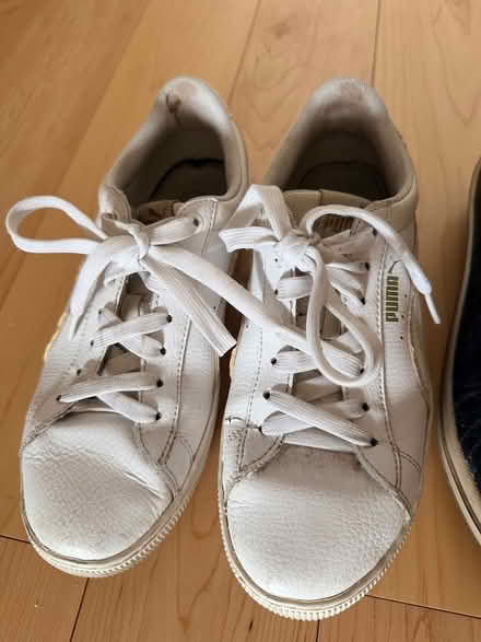 Photo of free Women’s shoes size 7 (UES) #2