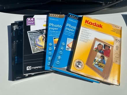 Photo of free Photo paper for printer (Chesham HP5) #2