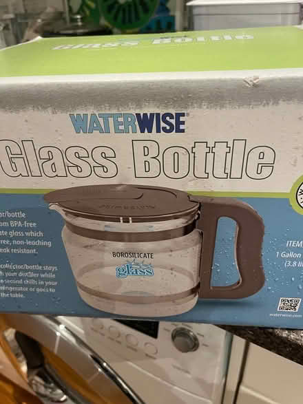 Photo of free Water distiller (Capitol Hill near Lincoln Park) #1