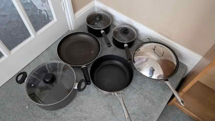 Photo of free Selection Of Pots And Pans (CT7) #1