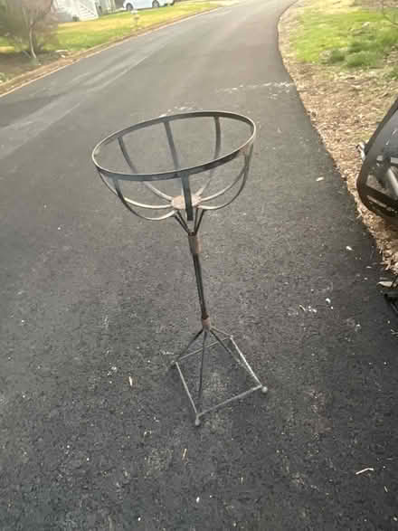 Photo of free Moving clean-out! Lots of items (Alexandria near the Seminary) #4