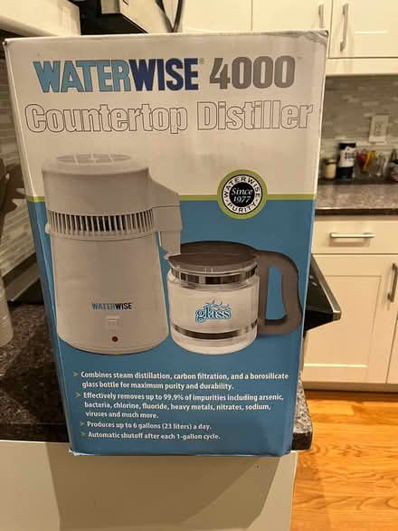 Photo of free Water distiller (Capitol Hill near Lincoln Park) #2