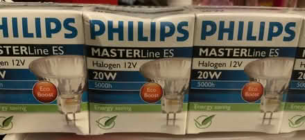 Photo of free Philips 20w Halogen bulbs (Merry Hill WD23) #1