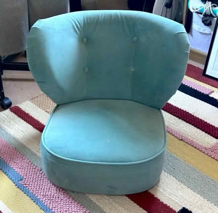 Photo of free comfy chair (no legs) (Highgate) #1