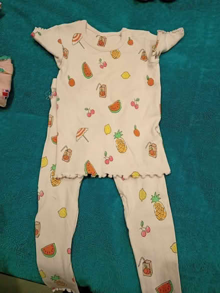 Photo of free 2/3yrs size 4 shoe (Richmond TW9) #3