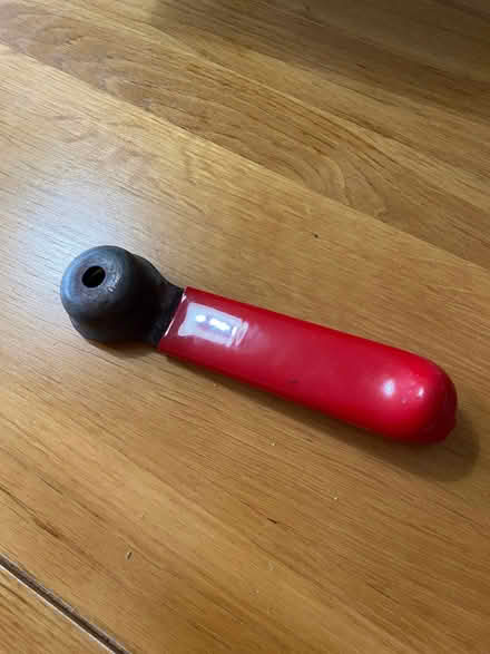 Photo of free Bottle capper (Rainham RM13) #2