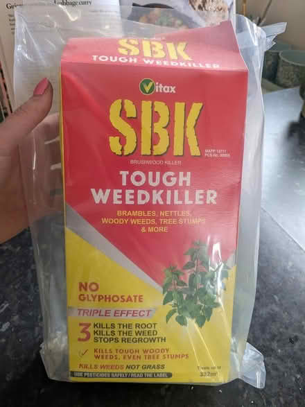 Photo of free SBK weedkiller (M32 stretford) #1