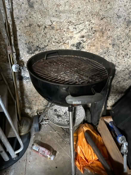 Photo of free Charcoal Weber Grill (W42lu) #2