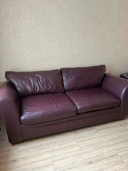 Photo of free Reddish brown (Broomridge FK7) #2