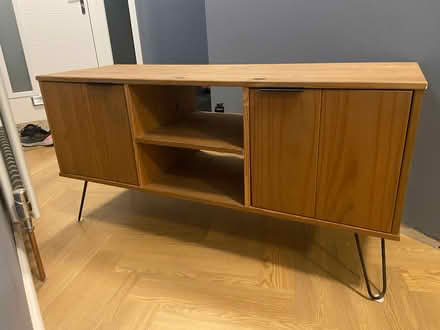 Photo of free TV Stand - DA5 - Needs to go by Tuesday, 31/03 (Bexley DA5) #2