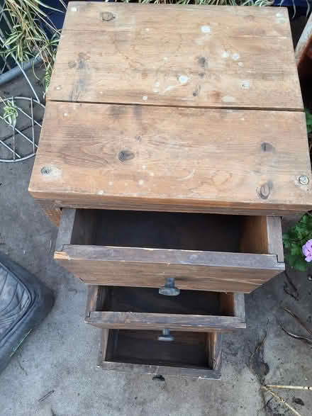 Photo of free Drawer set, small (Redlands) #1