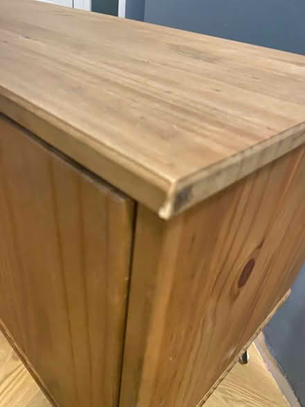 Photo of free TV Stand - DA5 - Needs to go by Tuesday, 31/03 (Bexley DA5) #3