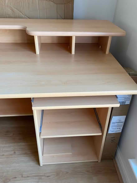 Photo of free Office desk (Surrey Quays SE16) #2