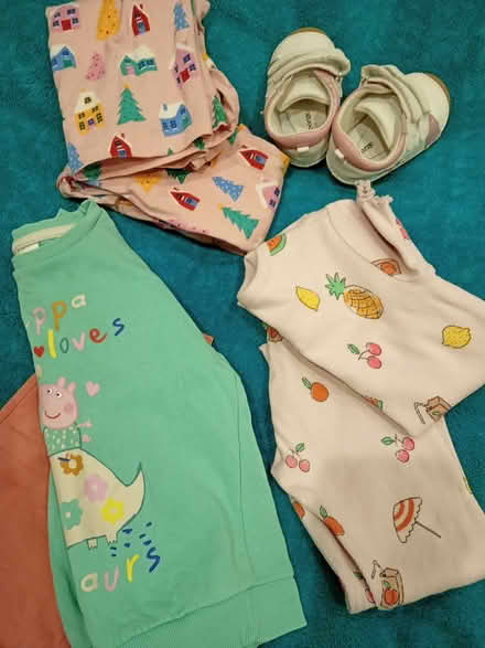 Photo of free 2/3yrs size 4 shoe (Richmond TW9) #1