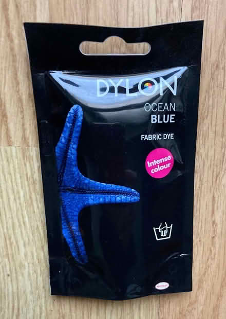 Photo of free Dylon permanent blue fabric dye (Alton GU34) #1