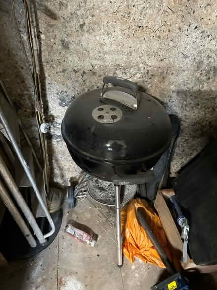 Photo of free Charcoal Weber Grill (W42lu) #1