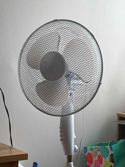 Photo of free Floor fan (SL9 8EL) #1