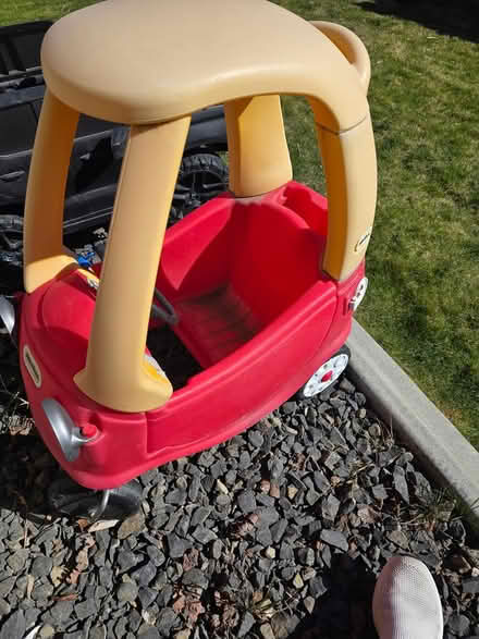 Photo of free Kids car (Kennewick) #1