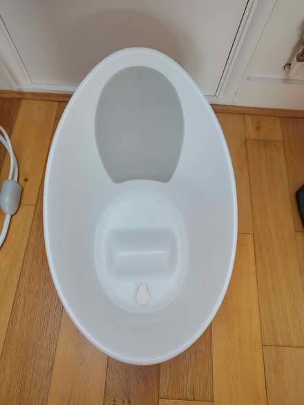 Photo of free Baby stuff: bath, bouncer, milk warmer, bag (Highams Park E4) #3